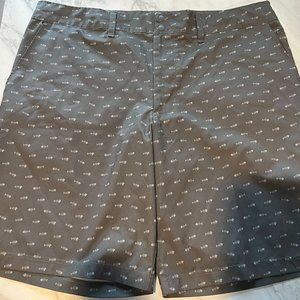 Champion Men's Shorts Fishbone Pattern Size 38 Gray Quick Dry Extra Zip Pocket
